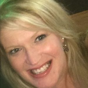 Meet your Posher, Joyce